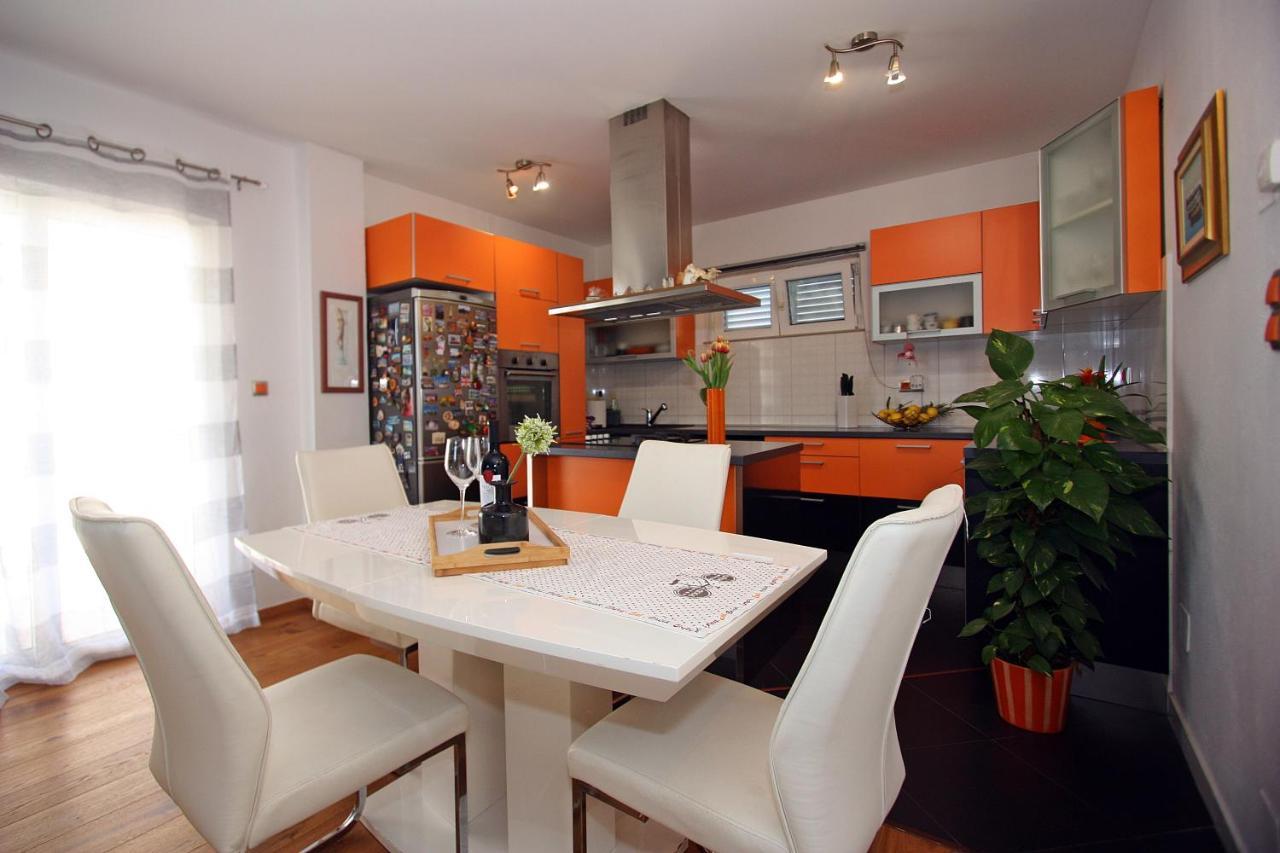 Apartment Petra Supetar Exterior photo